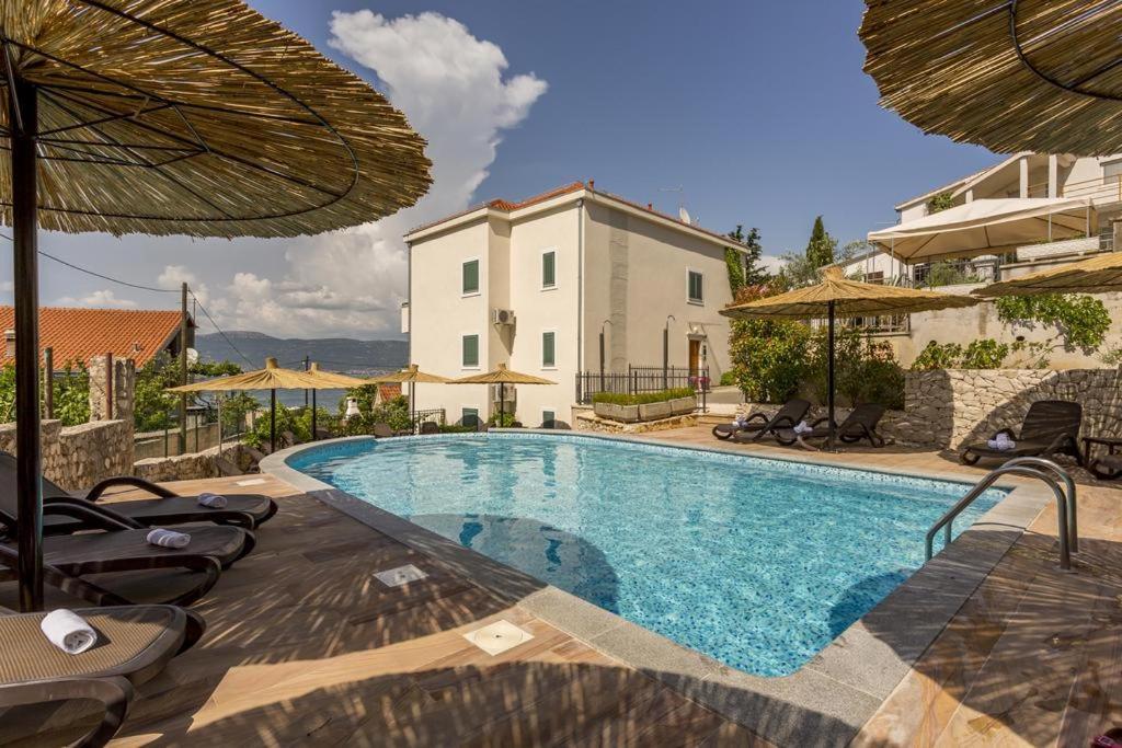 Apartment Carica Slatine Exterior photo